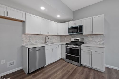 251 Edmund Ave, Paterson NJ  07502-1814 exterior