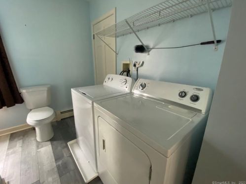 13 Franklin St, Wallingford CT 06492-4115 exterior