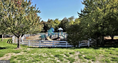 706 Wendover Ct, Dover NJ 07869-1641 exterior