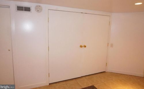 618 Kater St, Philadelphia PA 19147-1817 exterior