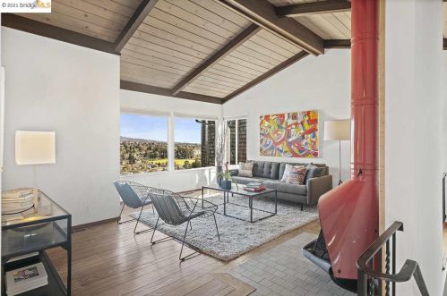 864 Hillside, Berkeley CA 94706-1024 exterior