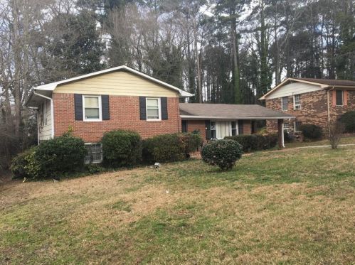 4067 Kenora Dr, Atlanta, GA 30331-3915