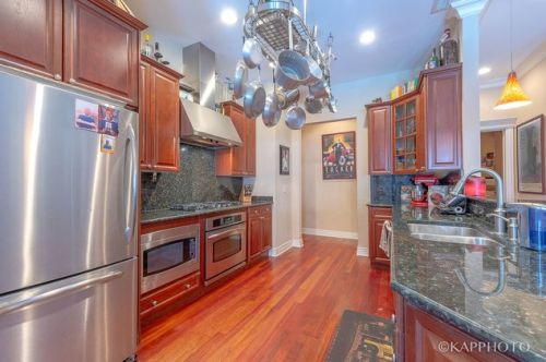 1148 Monroe St, Chicago IL  60607-2507 exterior