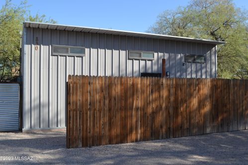 830 Helen St, Tucson, AZ 85719-4422