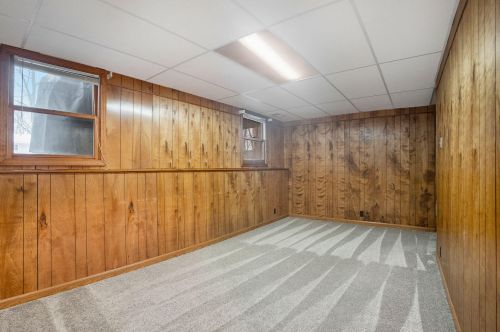 4583 Sutton Pl, Wyoming MI 49418 exterior