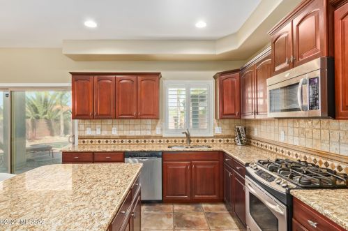 11779 Mesquite Holw Dr, Tucson AZ 85737-7350 exterior