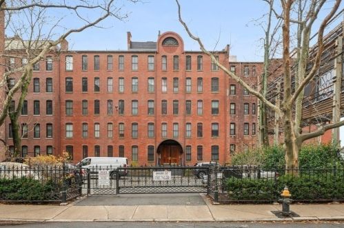 40 Isabella St, Boston MA  exterior