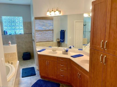 3580 16 Ave, Naples FL 34120-3511 exterior