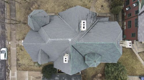 2126 Juneau Ave, Milwaukee WI 53233-1119 exterior