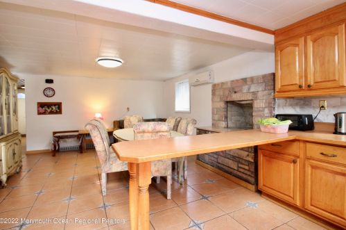 127 Charlton Ave, Hasbrouck Heights NJ 07604-1507 exterior