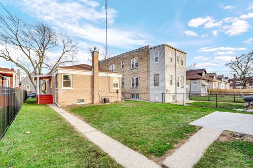 1652 Leclaire Ave, Chicago IL 60638-2145 exterior