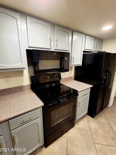 13318 26th Dr, Phoenix AZ  85029-1440 exterior