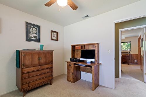 1601 Baywood Ln, Davis CA 95618-1409 exterior