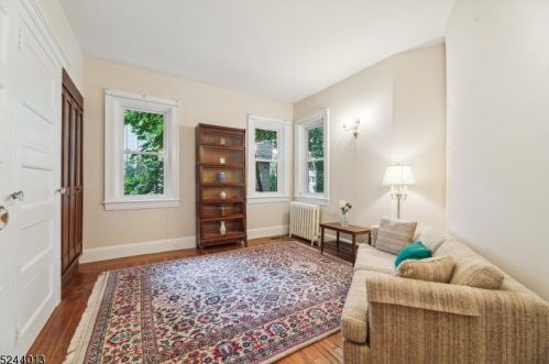 117 Maplewood Ave, Maplewood NJ 07040-1233 exterior