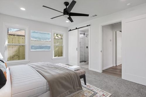 2521 Amelia St, Dallas TX  75235-8222 exterior