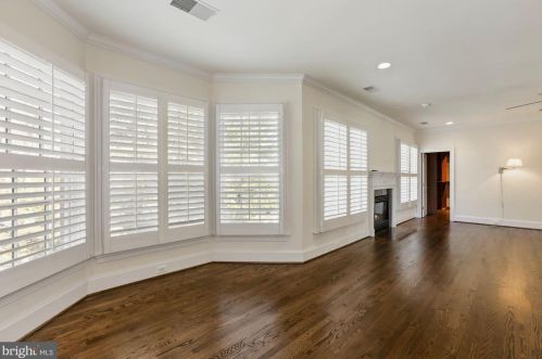 5802 Bent Twig Rd, Mc Lean VA 22101-1806 exterior