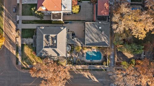 36 Portland Pl, Saint Louis MO 63108-1242 exterior