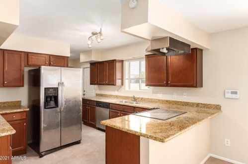 9447 41 Dr, Phoenix AZ 85053-5360 exterior