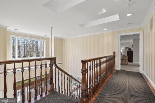 11820 Beekman Pl, Rockville MD 20854-2177 exterior