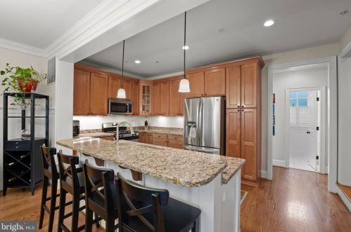 8914 Courts Way, Silver Spring, MD 20910-2276