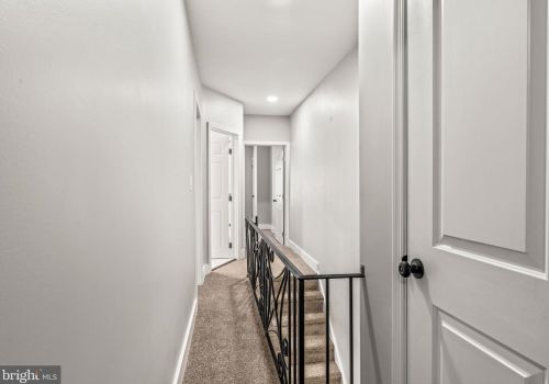 4039 6 St, Philadelphia PA 19140-2502 exterior