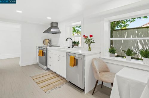 612 Stannage, Berkeley CA 94706-1640 exterior