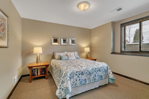 916 21st Ave, Sartell MN 56377-2465 exterior