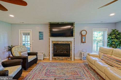 15544 New Rd, Lewes DE 19958-9573 exterior