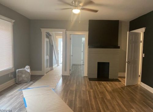 18 Grove Ter, Irvington NJ  07111-3820 exterior