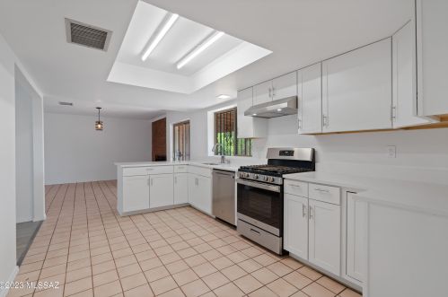 6320 Oriole Cir, Tucson AZ 85746 exterior