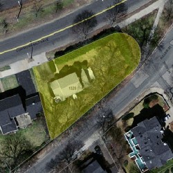 1320 Commonwealth Ave, Newton MA 02465-2913 aerial view