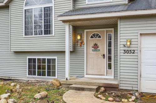 3052 Root Ct, Cedar Springs, MI 49319-8153