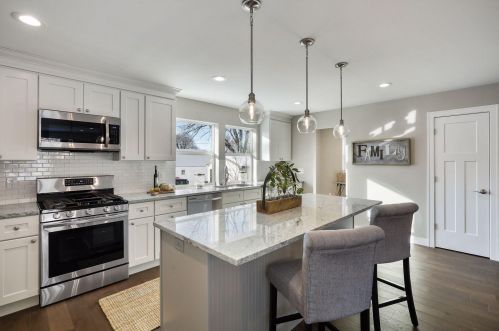 573 Eustis St, Saint Paul MN 55108-1525 exterior