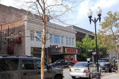 20 Livingston Ave, New Brunswick NJ  08901-1970 exterior