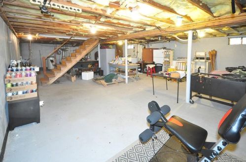 196 Lead Mine Brook Rd, Torrington CT 06791-1316 exterior