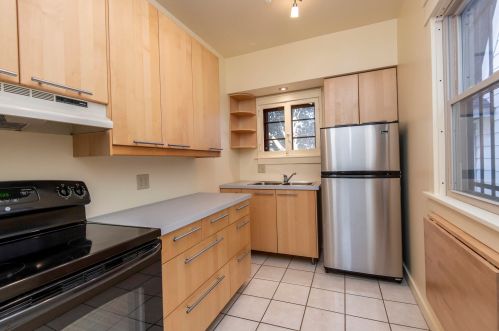 2044 59, Milwaukee WI 53210-1505 exterior