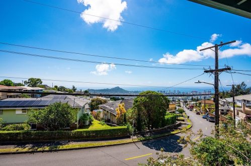 1952 Bertram St, Honolulu HI 96816-2006 exterior