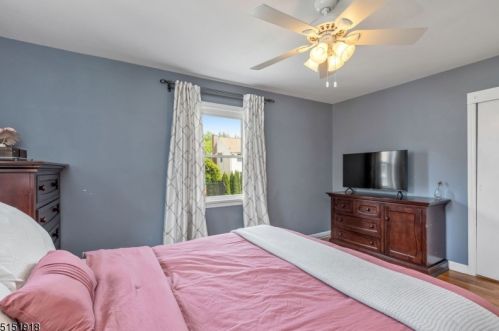 2 Lenhome Dr, Cranford NJ 07016-2954 exterior