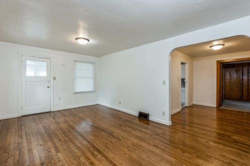 1201 61st Ave, Gary, IN 46410-2414