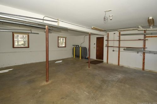 66 Kibbe Rd, Ellington CT 06029-2511 exterior