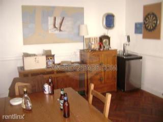 21 Putnam Ave, Cambridge MA  02139-2917 exterior