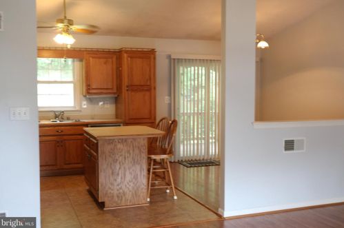 3 Charlestown Ct, Littlestown PA 17340-1553 exterior