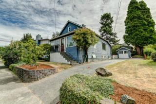 7750 12 Ave, Seattle WA  98115-4320 exterior