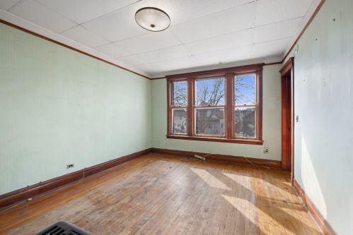 4339 Sacramento, Chicago IL 60655-2121 exterior