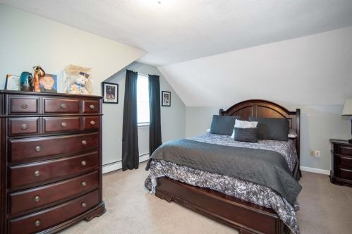 65 Arthur St, Springfield MA 01104-2218 exterior