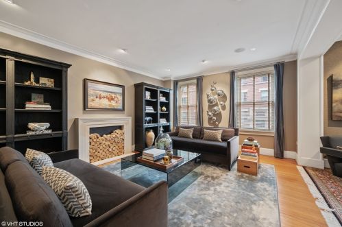 1052 Balmoral Ave, Chicago, IL 60640-1830