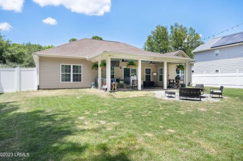 34 Wentworth Dr, Bluffton SC 29910-4107 exterior