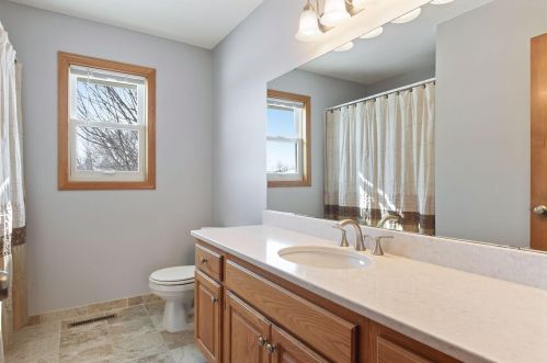 799 Ashley Dr, Chaska MN 55318-1540 exterior