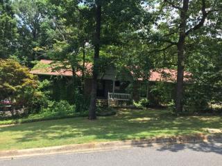 1325 Stonehedge Dr, Birmingham AL  35235-2730 exterior