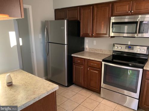 27 Erbitea Ln, New Castle DE 19720-4655 exterior